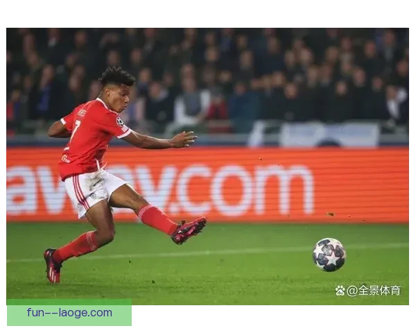 破解欧冠单前锋体系终结乏力的战术逻辑与实战路径全景分析与演进启示